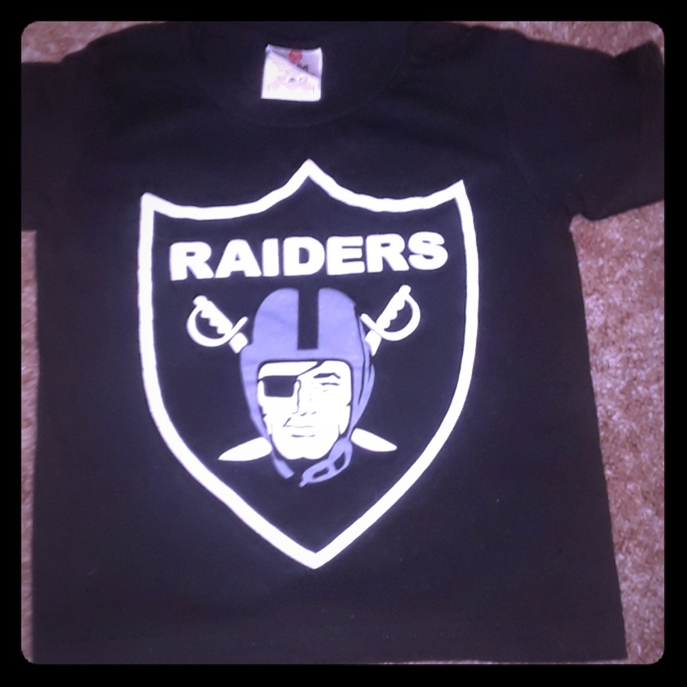 raiders t shirt